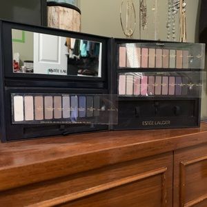 Estee Lauder  - 3 eye palette box